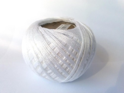 Pyramidka - White - Biały